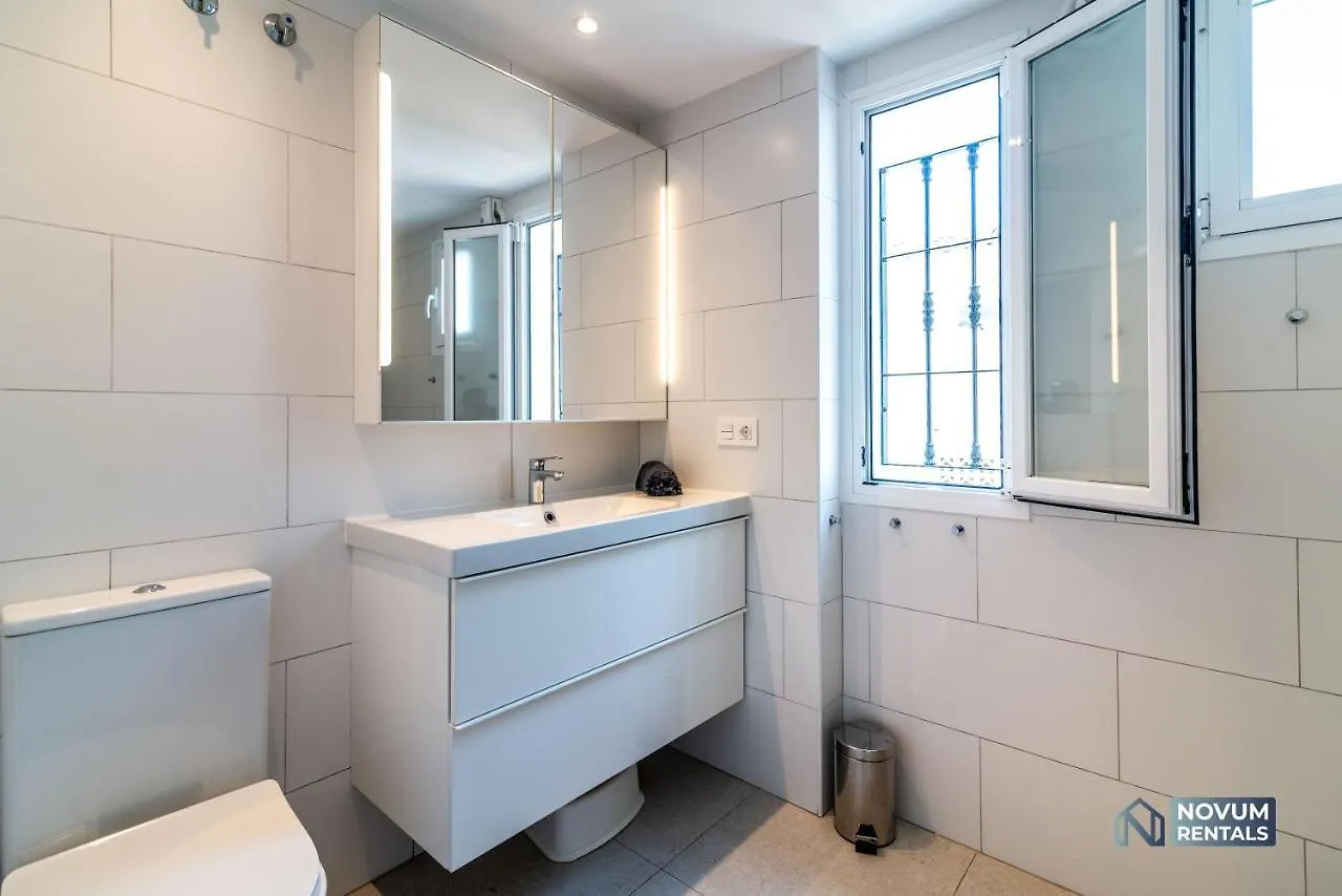 Top Renovated Penthouse In Los Naranjos Marbella Apartment