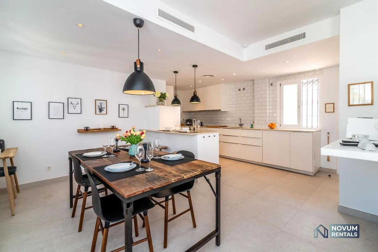 Top Renovated Penthouse In Los Naranjos Marbella Apartment