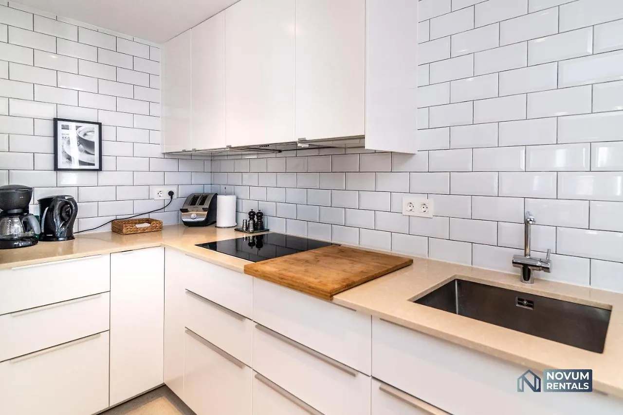 Apartment Top Renovated Penthouse In Los Naranjos Marbella