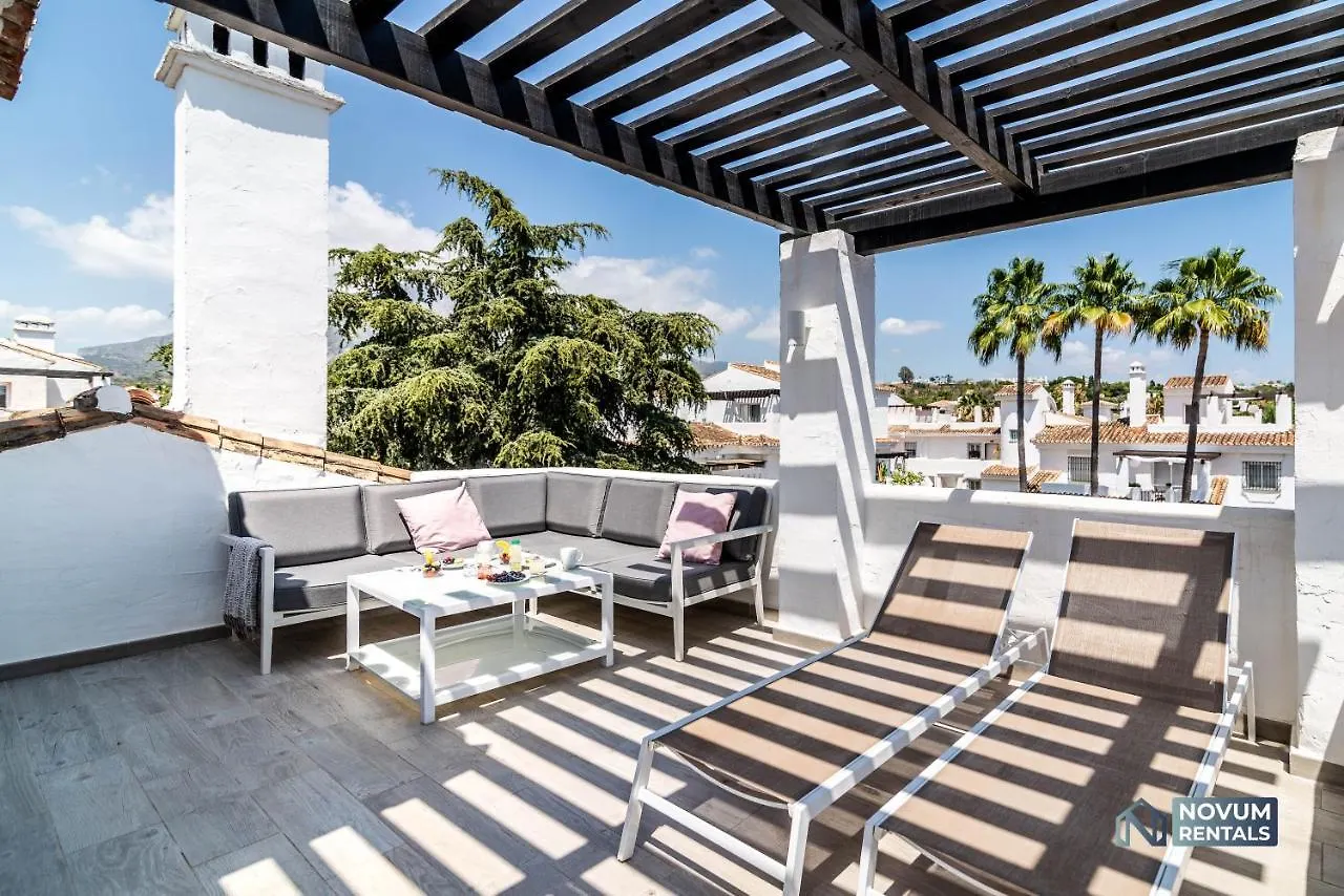 Apartment Top Renovated Penthouse In Los Naranjos Marbella