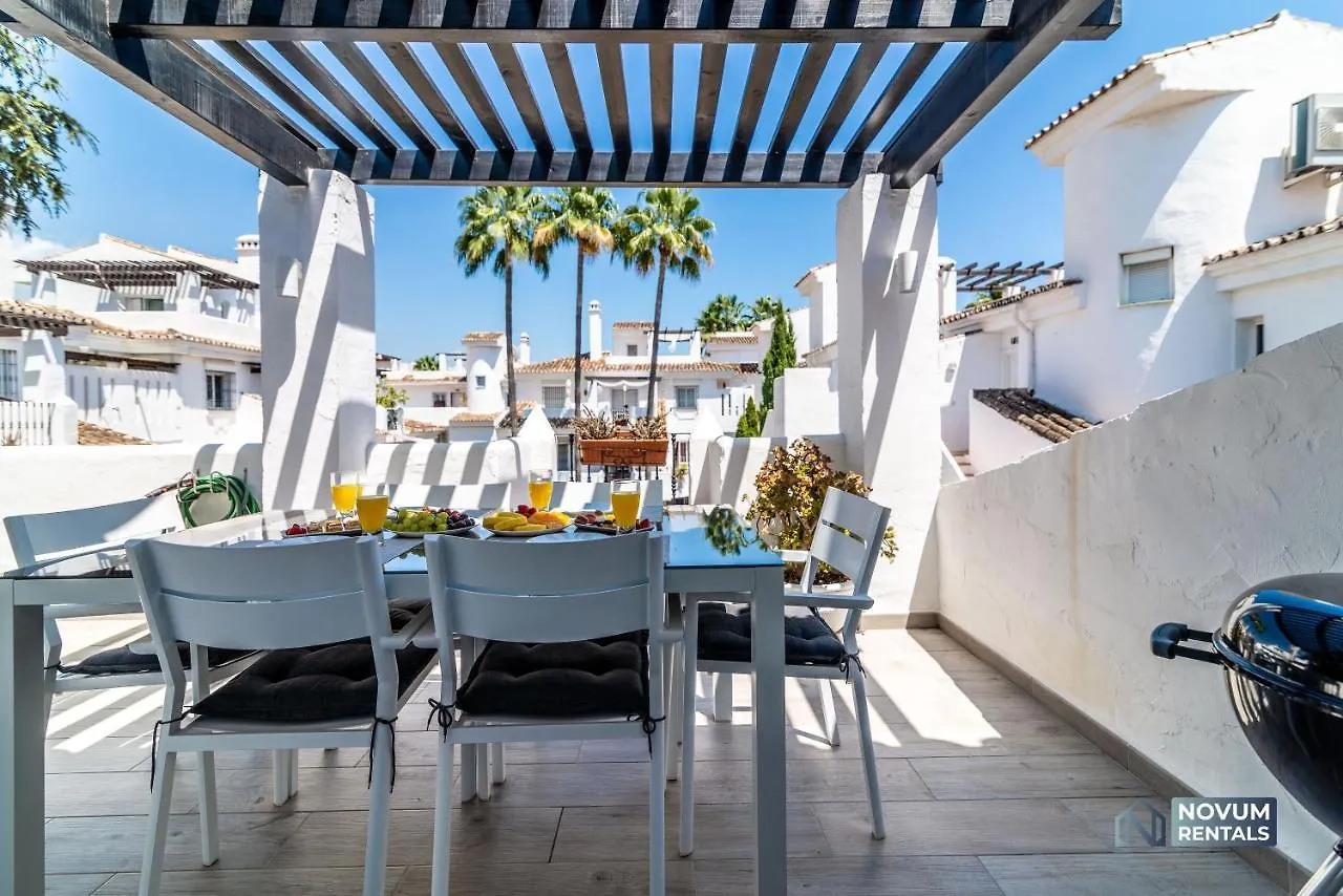 Top Renovated Penthouse In Los Naranjos Marbella Apartment