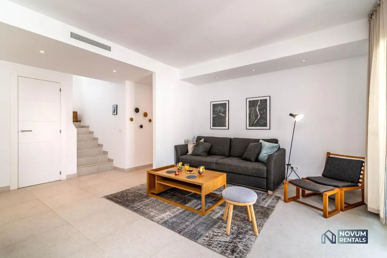 Top Renovated Penthouse In Los Naranjos Marbella Apartment